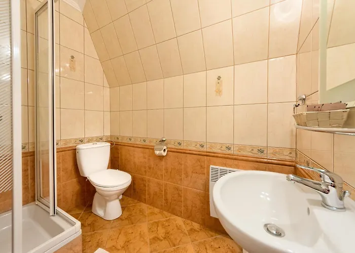 Πανσιόν Gorski Potok - W Cenie Sniadanie I Znizki Na Termy ! Biały Dunajec